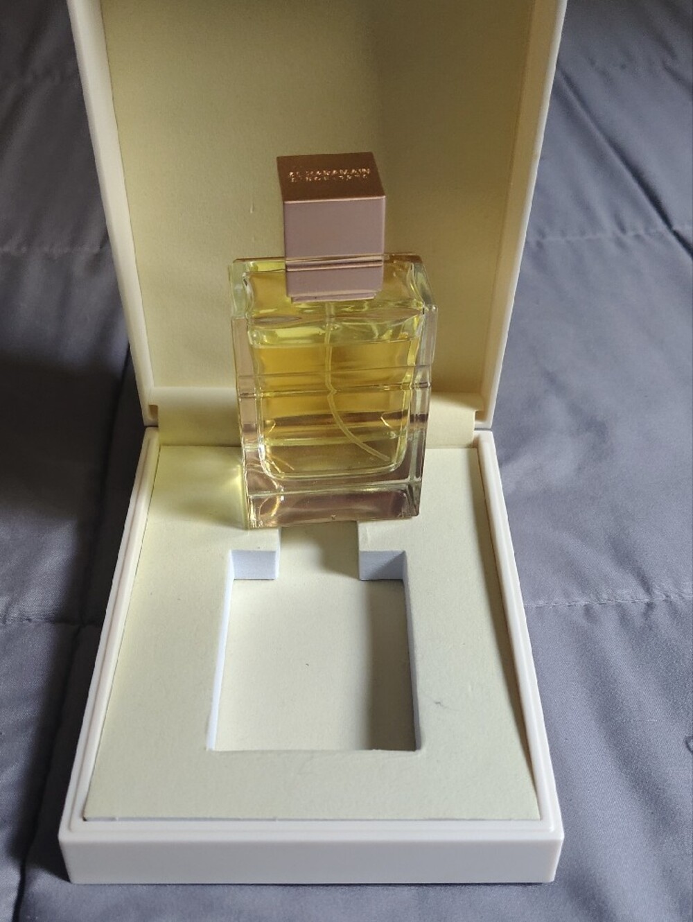 Amber Oud White Edition - White and Gold - Picture 4 of 4